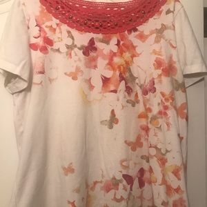 Samantha Gray Sm cream with butterflies